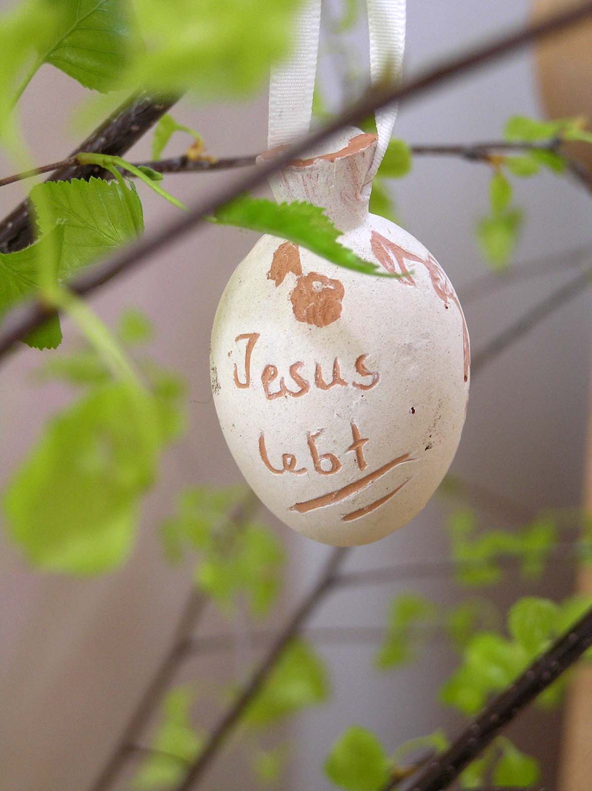 Jesus lebt (c) by_hans_heindl_pfarrbriefservice.de