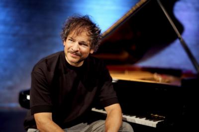 Chris_Gall_04_728 (c) by_Phil_Vetter_red Chris_Gall_04_728