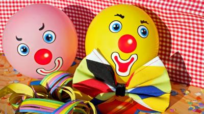 Clown-Luftballons (c) pfarrbriefservice.de Clown-Luftballons