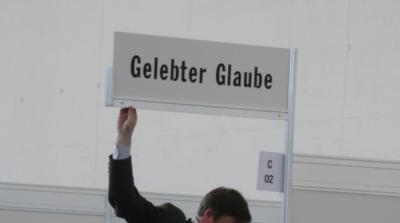 Gelebter Glaube (c) by Dr. Paulus Decker_pfarrbriefservice.de Gelebter Glaube