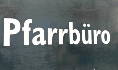 Pfarrbüro (c) by Sylvio_Krueger_pfarrbriefservice.de Pfarrbüro