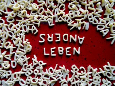 anders leben (c) pfarrbriefservice.de anders leben
